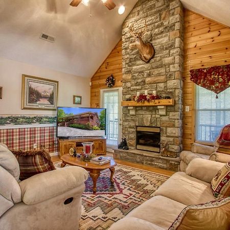 Bluebird'S Song By Honeybearcabins Sevierville Extérieur photo